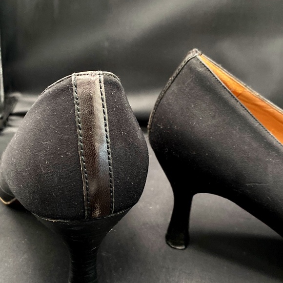 Donald J. Pliner Black Canvas & Leather Shoes - Picture 3 of 13